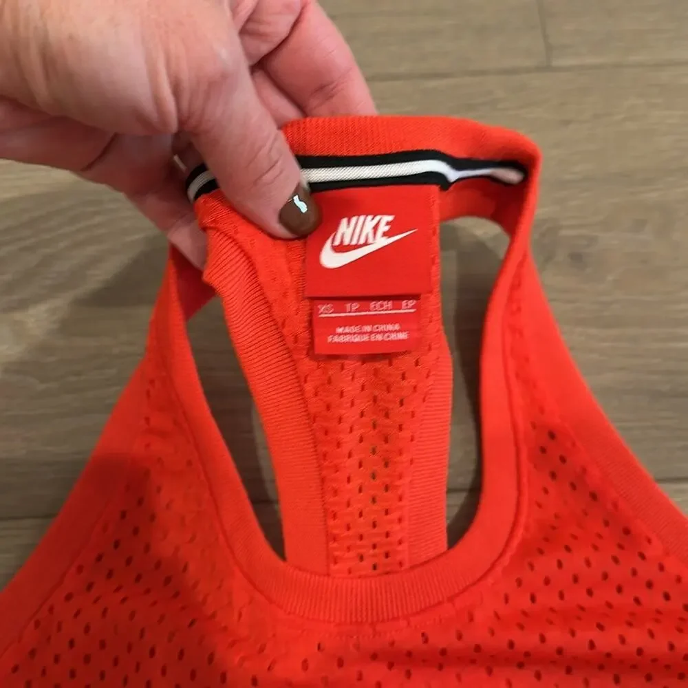 NIKE Light Crimson Red Mesh Overlay Active Gym‎ Running Workout Tank Top Size XS